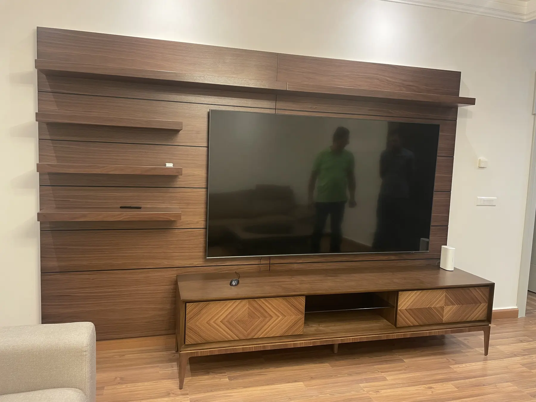 Decor and woodwork project by Majdalawi